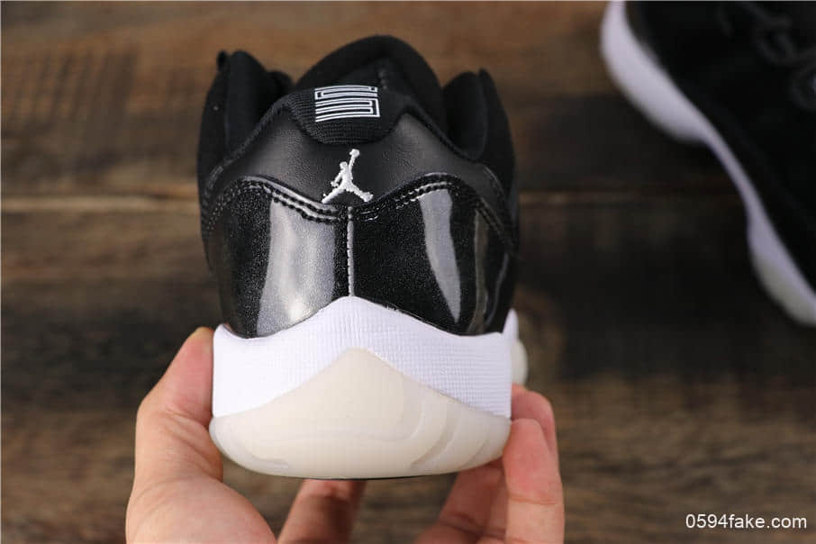 乔丹Air Jordan 11 Low Barons AJ11乔11低帮黑银纯原虎扑版本原装真碳纤维纯头层乔丹实战篮球鞋 货号:528895-010