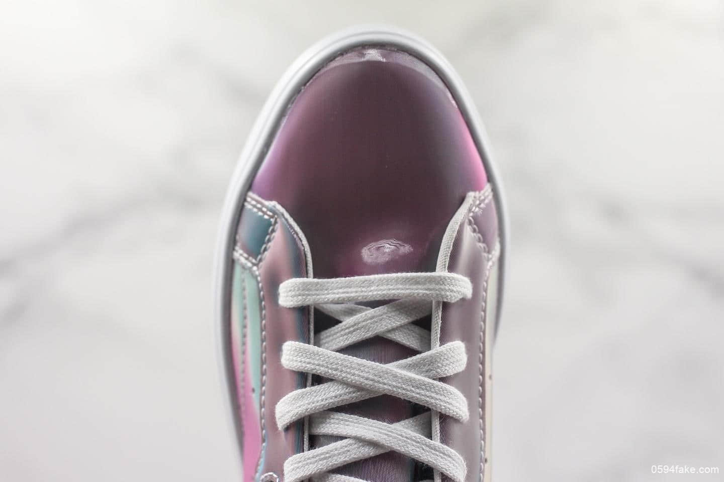 阿迪达斯adidas Originals Sleek Mid W公司级版本三叶草时髦平底系列中帮经典百搭休闲运动5D炫彩高帮板鞋杨幂代言款 货号:EE8619