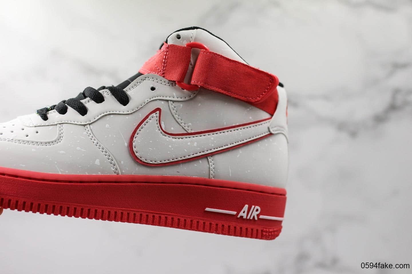 耐克Nike Air Force 1纯原版本世界篮球杯红绿鸳鸯全鞋身采用的是Micro Fiber 超纤反光材质原楦头原纸板打造内置气垫 货号:CK4581-110