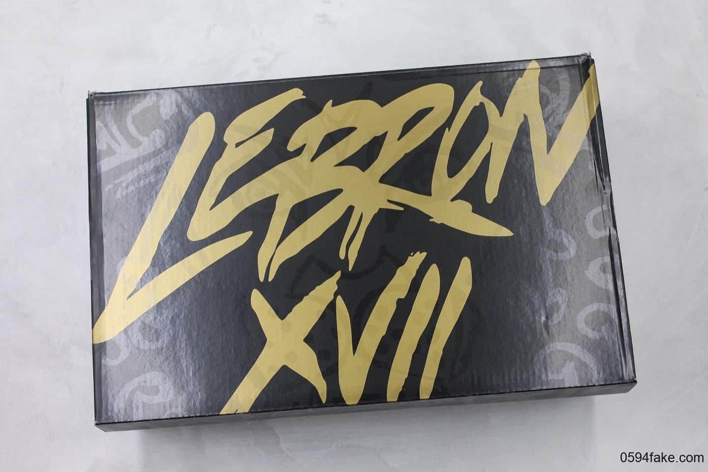 耐克Nike LeBron XVII纯原版本詹姆斯17鸳鸯配色实战运动篮球鞋高科技纤维气垫加持 货号:BQ3177-004