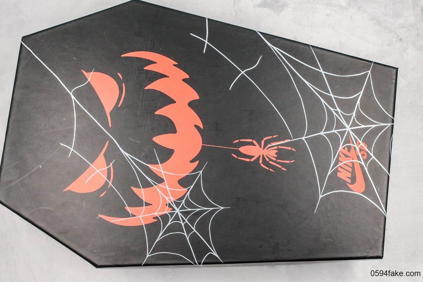 耐克Nike SB Dunk Low Night of Mischief纯原版本DUNK万圣节配色原装原盒版本内置气垫原档案数据开发低帮板鞋 货号：BQ6817-006