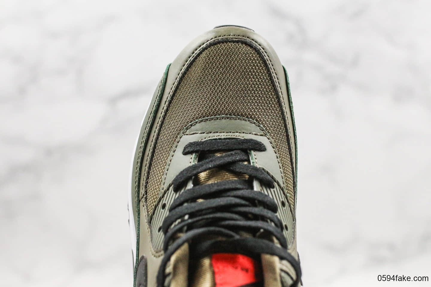 耐克Nike Air Max 90 Essential公司级版本复古max90气垫鞋黑绿配色内置可视气垫搭配菱纹塑胶嵌板 货号：AJ1285-205