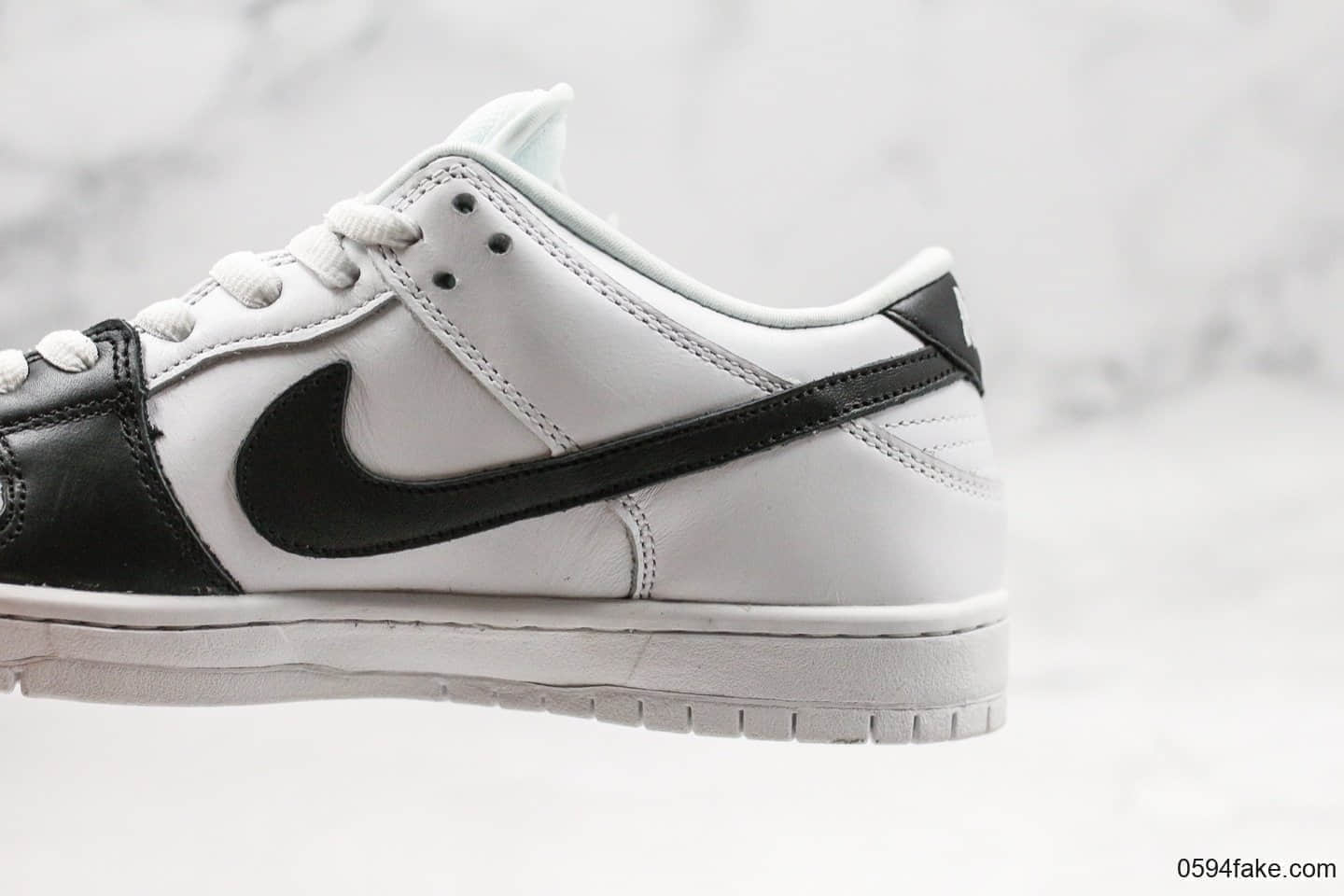 耐克Nike Dunk SB Low复古休闲板鞋阴阳太极鸳鸯真标带半码贝利定制头层皮料 货号:313170-023