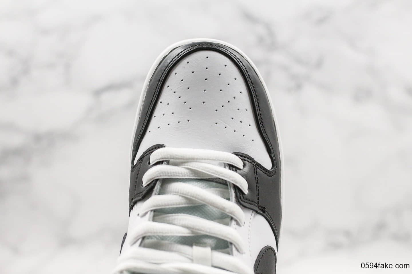 耐克Nike Dunk SB Low复古休闲板鞋阴阳太极鸳鸯真标带半码贝利定制头层皮料 货号:313170-023