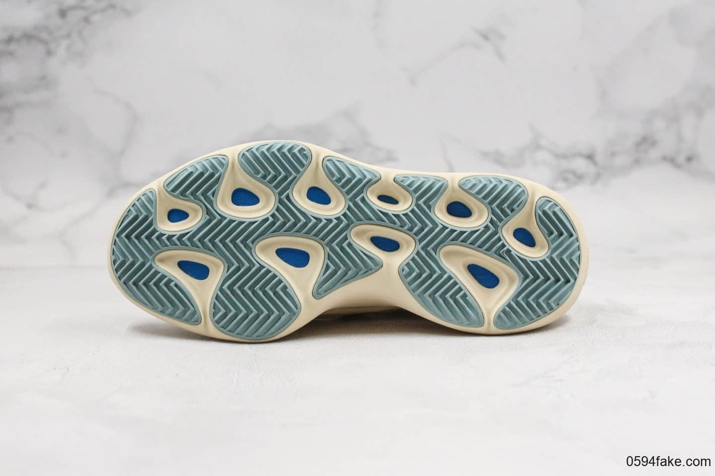 阿迪达斯Adidas Yeezy 700 V3 Azael公司级版本椰子700三代老爹鞋生胶色原档案数据开发原盒原标 货号：FW4980