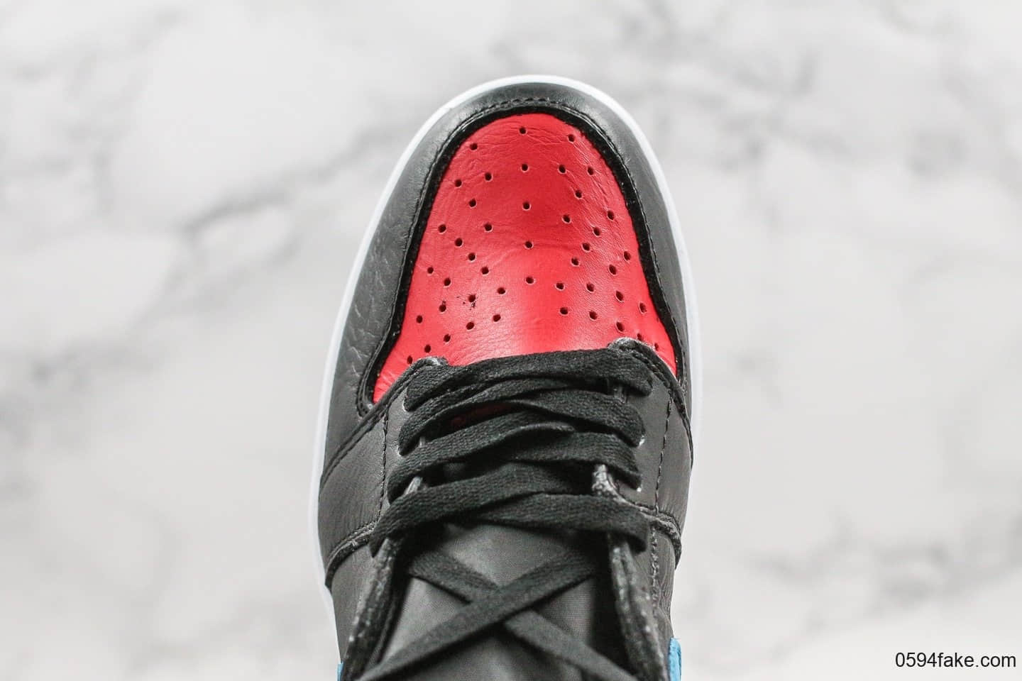 乔丹Nike Air Jordan 1 High OG WMNS UNC To Chicago纯原版本高帮AJ1红蓝配色正确荔枝纹头层皮鞋面材质 货号：CD0461-046