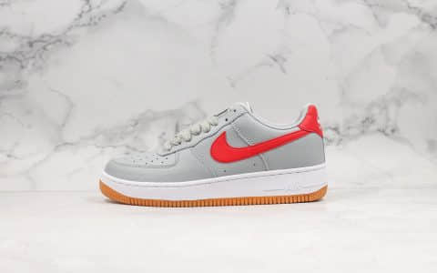 耐克Nike Air Force 1 Low 07纯原版本低帮空军一号灰白红内置全掌气垫鞋面采用移膜荔枝纹皮革原盒原标 货号：CL0057-003