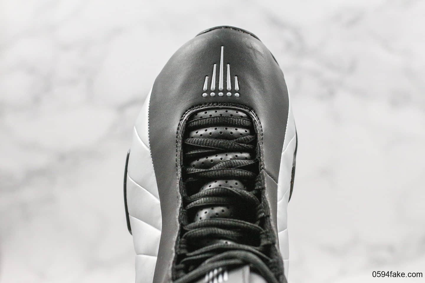 耐克Nike Shox BB4纯原版本天际线卡特多伦多气柱篮球鞋原档案数据开发独立后缓震气柱大底 货号:AT7843-002