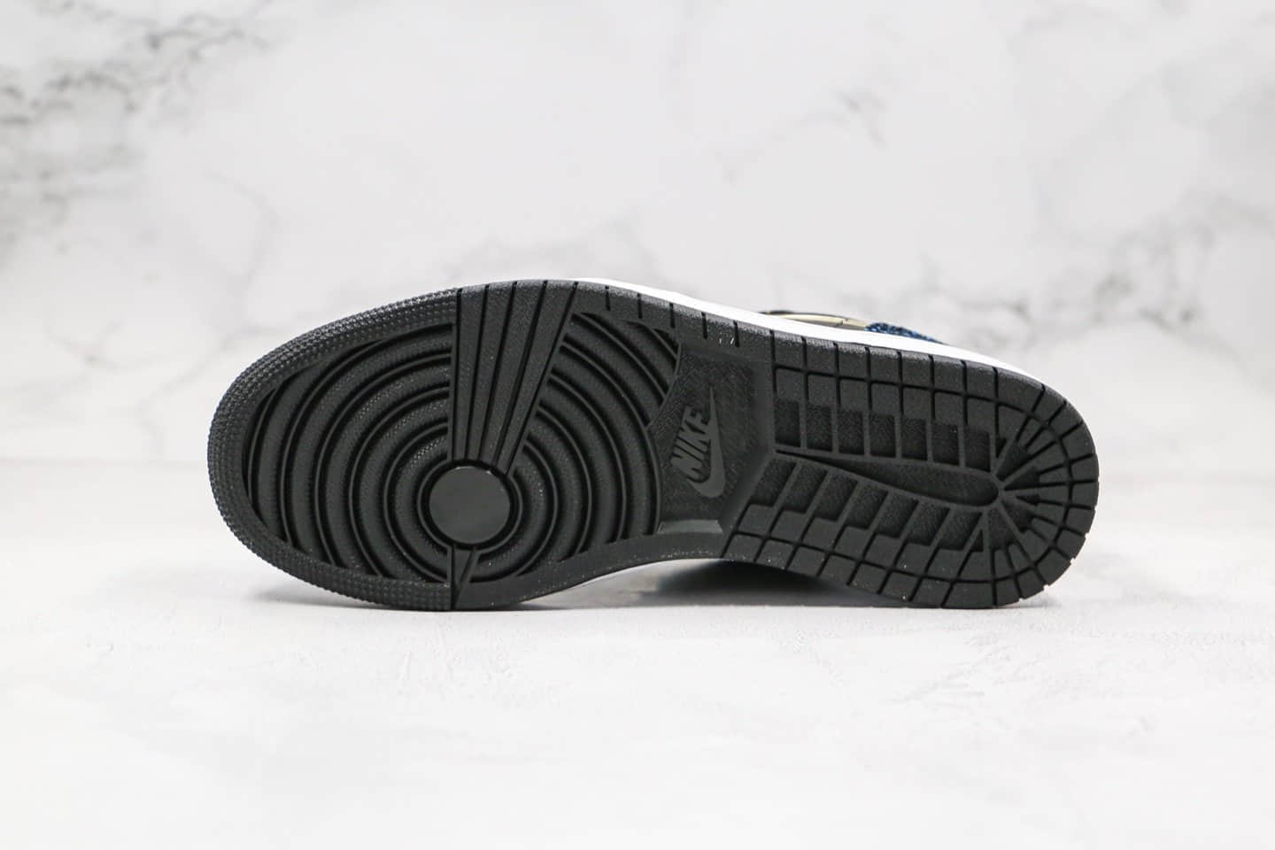 乔丹Air Jordan 1 Low BHM「Muiti-Colored Snakeskin」纯原版本低帮AJ1黑人月蛇鳞设计烫金飞翼多彩蛇纹皮革原鞋开模一比一打造 货号:CW5580-001