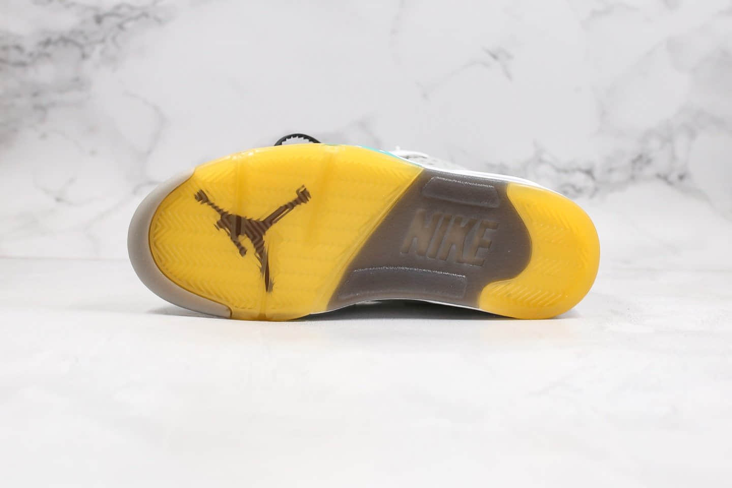 乔丹OFF-WHITE X Air Jordan 5纯原版本联名款OW AJ5蝉翼浅灰色内置气垫原档案数据开发 货号:CT8480-105