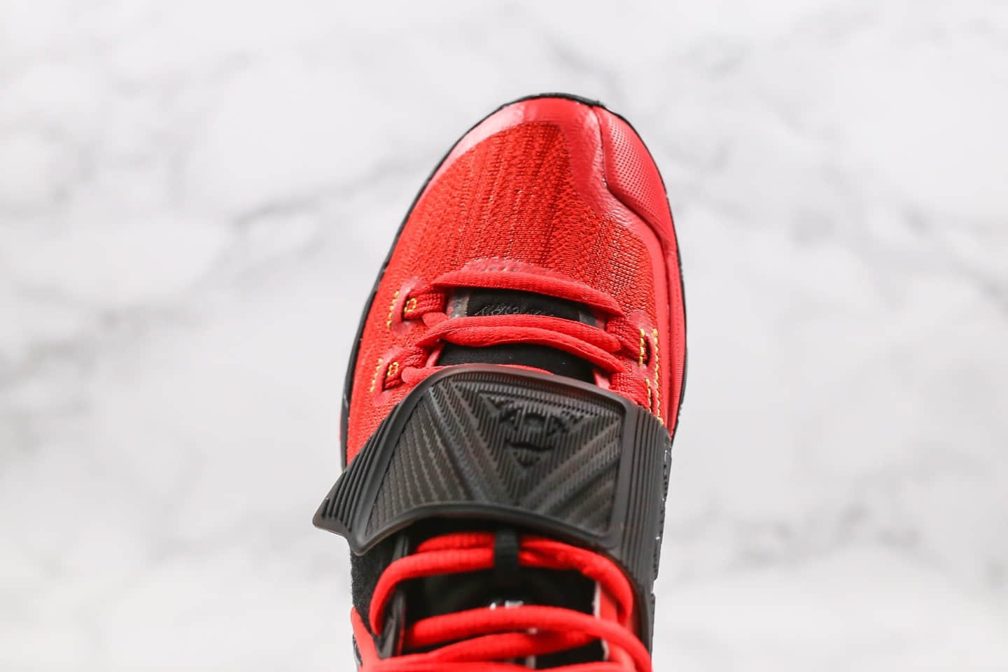 耐克Nike Kyrie 6纯原版本欧文6城市限定大红色内置气垫支持实战 货号：CJ2190-600