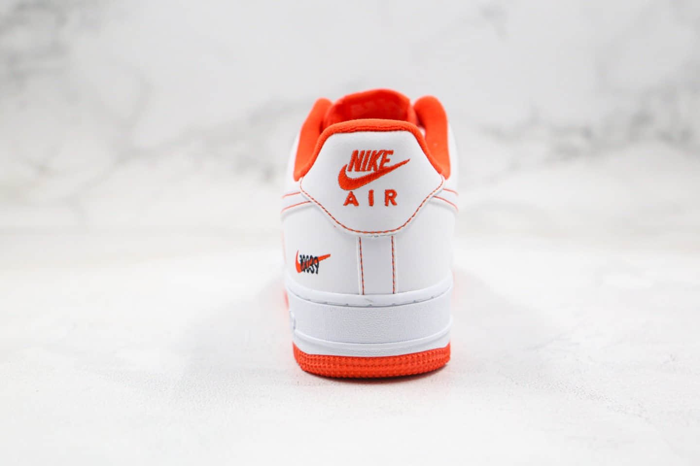 耐克Nike Air Force 1纯原版本低帮空军一号白橙色内置气垫原盒原标 货号：CT2585-100