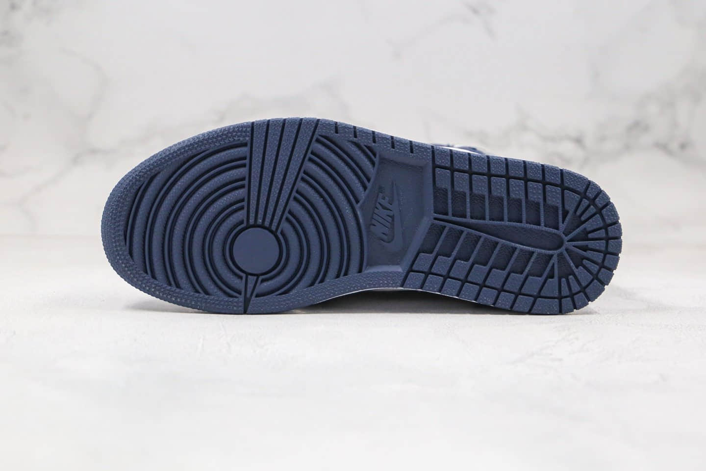 乔丹Air Jordan 1 Midnight Navy纯原版本高帮AJ1海军蓝银色篮球鞋正确后跟定型 货号:DC1788-100