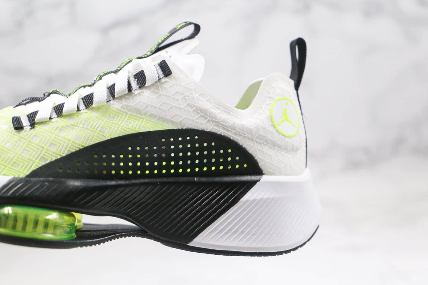 乔丹Air Jordan zoom renegade纯原版本马拉松蝉翼跑鞋白黑绿色内置气垫原楦头纸板打造 货号:CJ5383-103