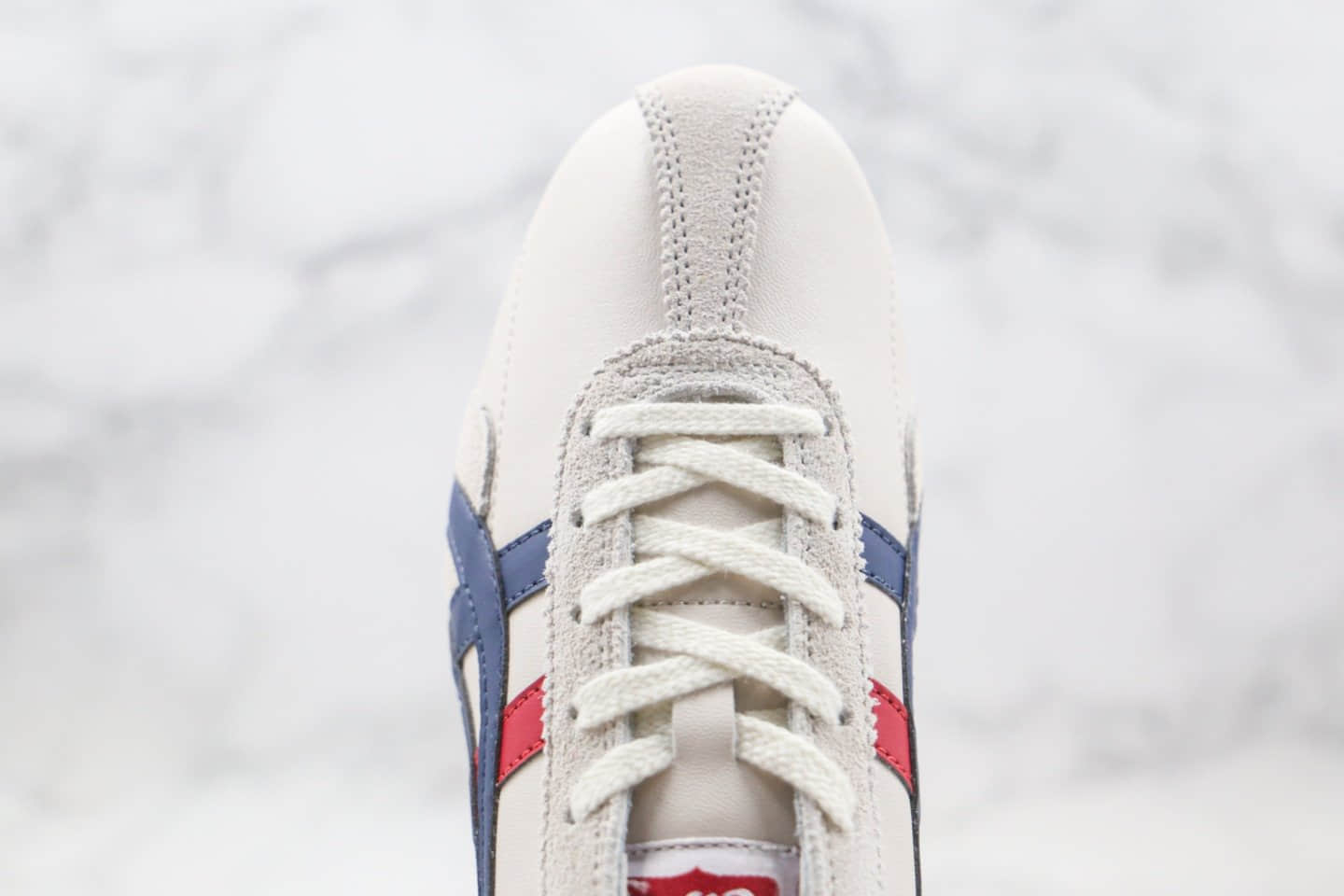 亚瑟士Asics onitsuka tiger纯原版本低帮皮面鬼冢虎阿甘鞋型休闲鞋原厂四联吊牌 货号：TH201L-9950