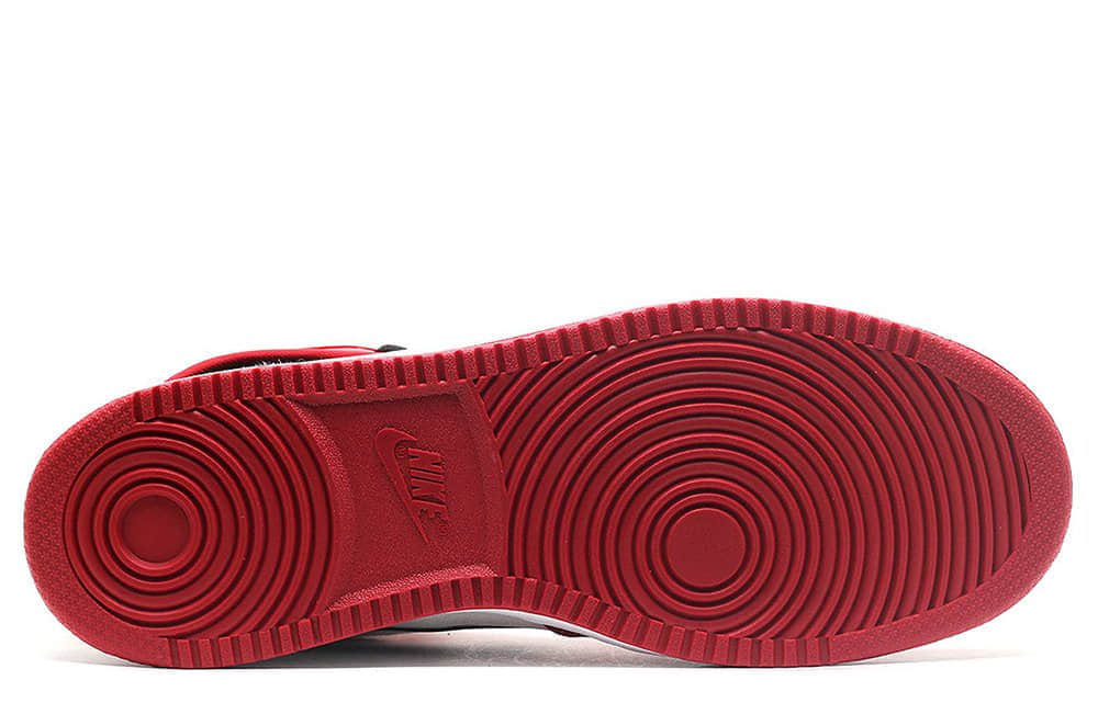 除了大闪电还有经典芝加哥配色!Air Jordan 1 KO “Chicago”明年春季回归! 货号:DA9089-100