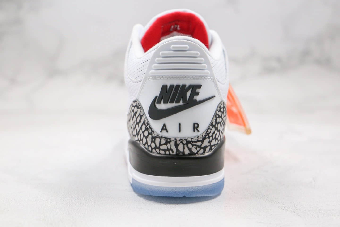 乔丹Air Jordan 3 Retro“White Cement”纯原版本AJ3白水泥爆裂纹原厂原装皮料 货号:923096-101
