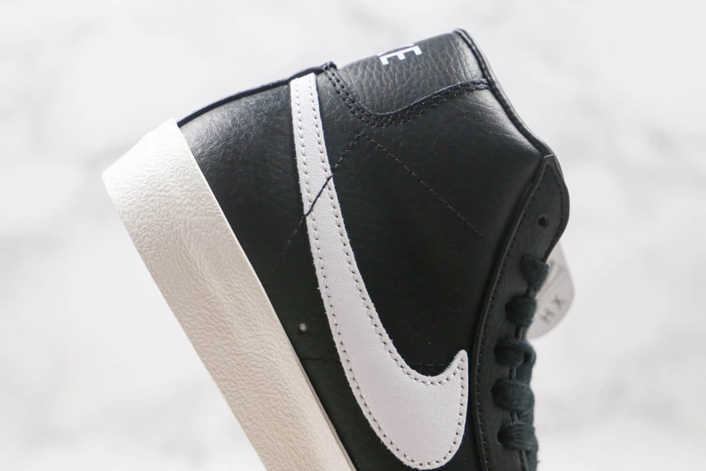 耐克Nike ZOOM BLAZER MID纯原版本中帮开拓者板鞋皮面黑白色内置气垫原楦头纸板打造 货号：BQ6806-002