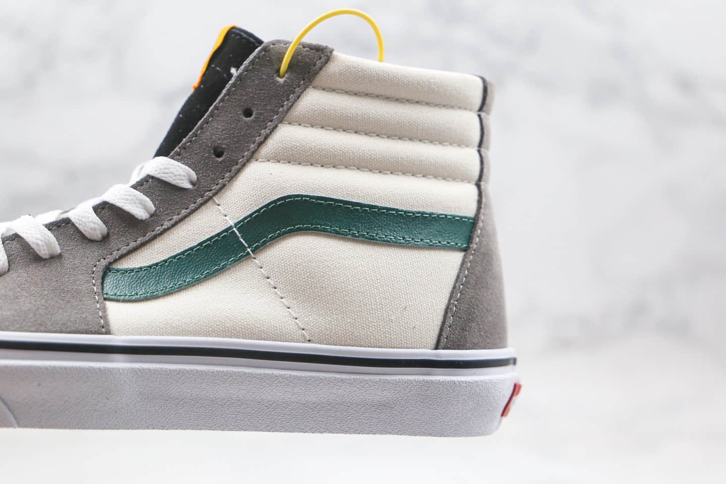 万斯Vans SK8-Hi公司级版本高帮灰绿色鸳鸯麂皮硫化板鞋原盒原标原档案数据开发 货号：VN0A4BV61IB