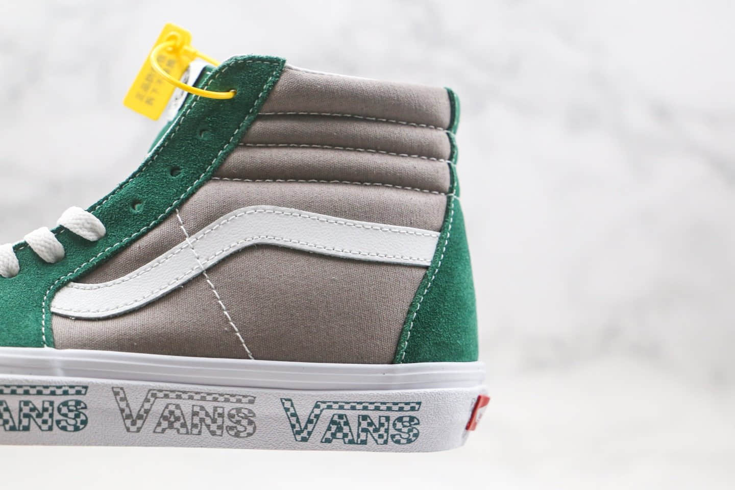 万斯Vans SK8-Hi公司级版本小红书爆款高帮硫化板鞋侧边字母印花灰绿色工艺硫化一比一 货号:VN0A4BV6X0P