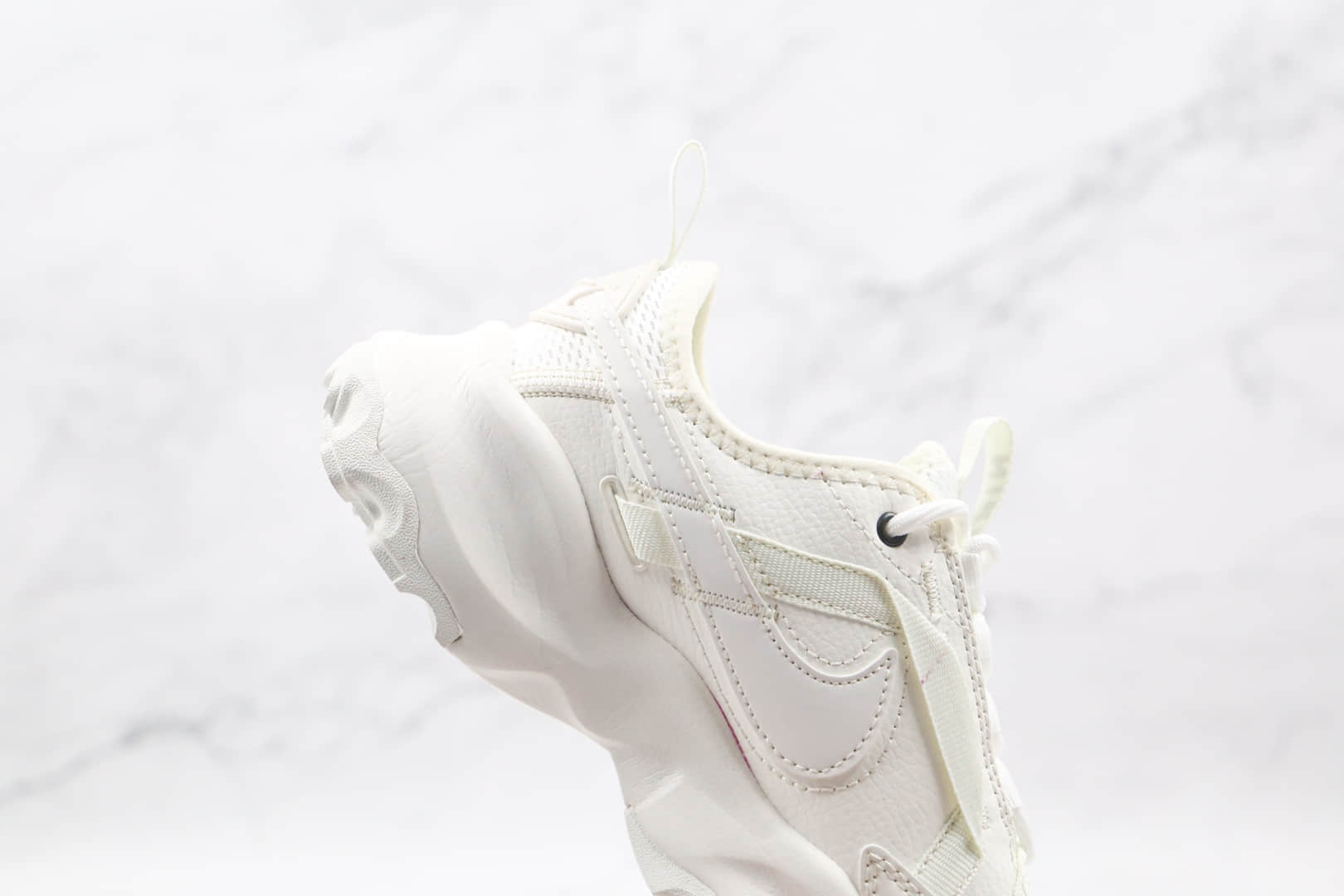 耐克Nike TC 7900纯原版本帆白反光钩跑步鞋原盒原标原楦头纸板打造 货号:DD9682-100