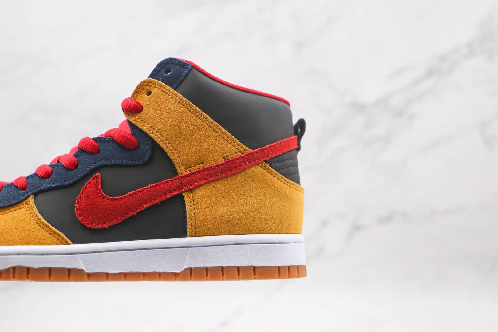 耐克Nike Dunk SB High纯原版本高帮SB DUNK帕帕熊黑黄红蓝色板鞋原楦头纸板打造 货号:313171-400