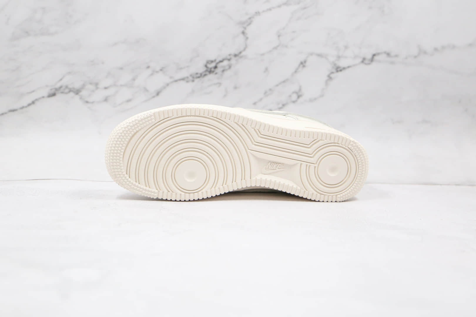 耐克Nike Air Force 1 '07纯原版本低帮空军一号3M反光白色板鞋内置全掌Sole气垫 货号：BD3654-506