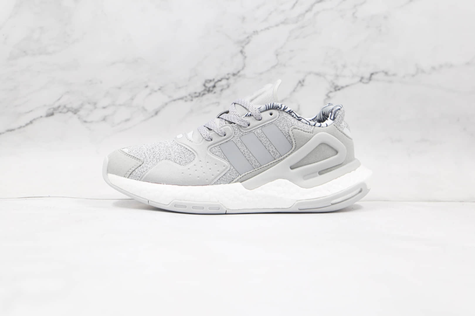 阿迪达斯Adidas Day Jogger 2021 Boost纯原版本夜行者二代灰色满天星爆米花跑鞋原楦头纸板打造 货号:FW4829