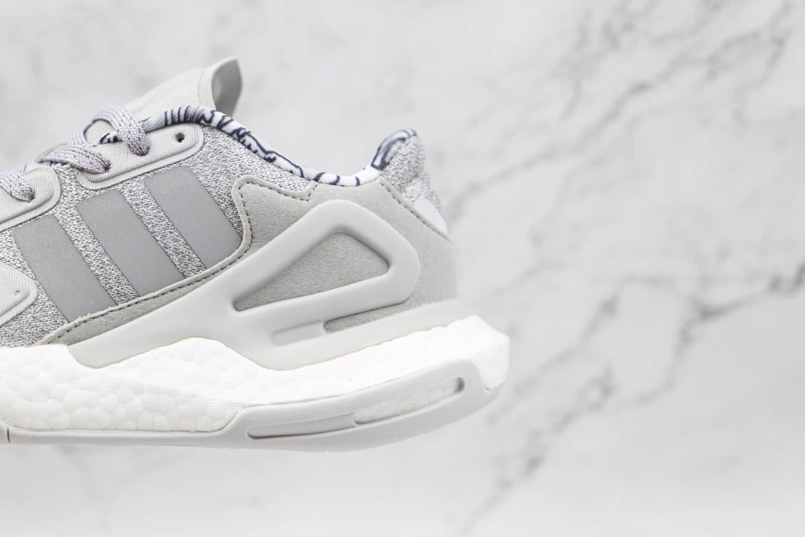 阿迪达斯Adidas Day Jogger 2021 Boost纯原版本夜行者二代灰色满天星爆米花跑鞋原楦头纸板打造 货号:FW4829