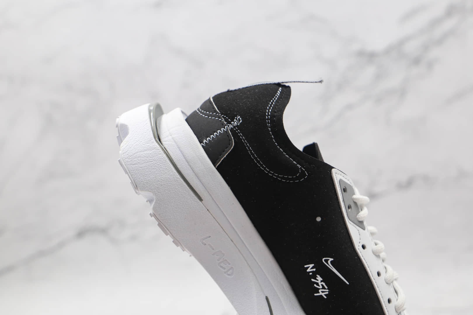 耐克Nike Air Zoom Type N.354公司级版本华夫跑鞋解构老爹鞋白黑鸳鸯双钩原楦打造 货号:DB2622-001