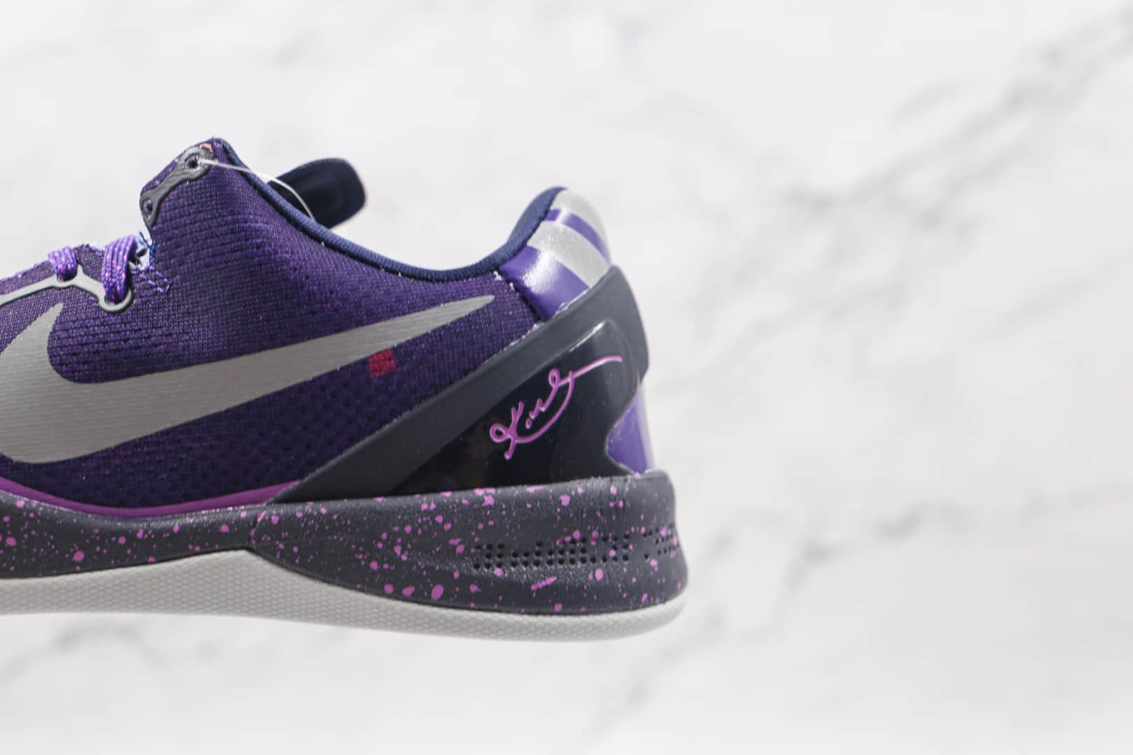 耐克Nike Kobe 8 System纯原版本科比8代渐变紫实战篮球鞋原档案数据开发 货号:555035-500