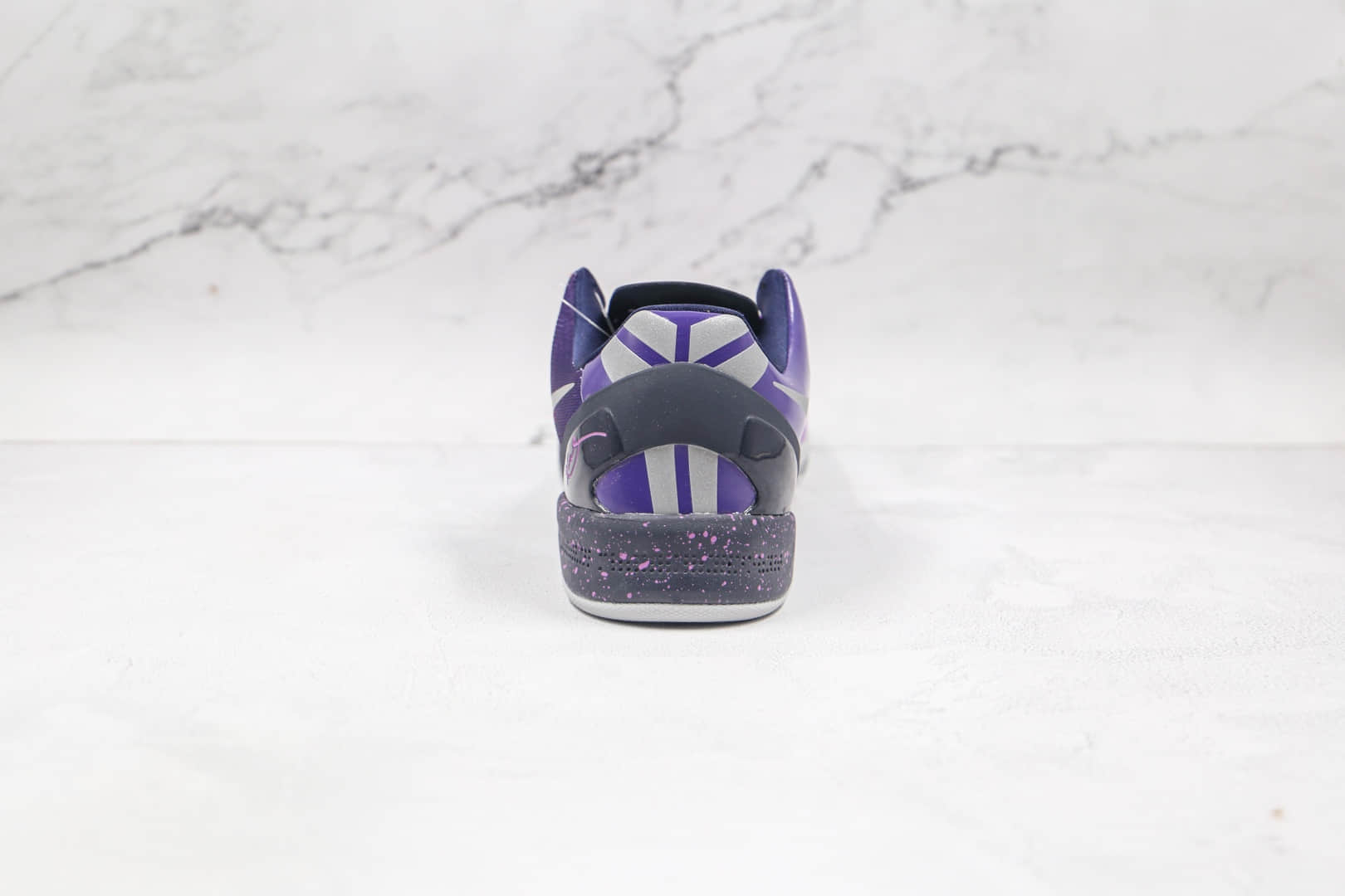 耐克Nike Kobe 8 System纯原版本科比8代渐变紫实战篮球鞋原档案数据开发 货号:555035-500
