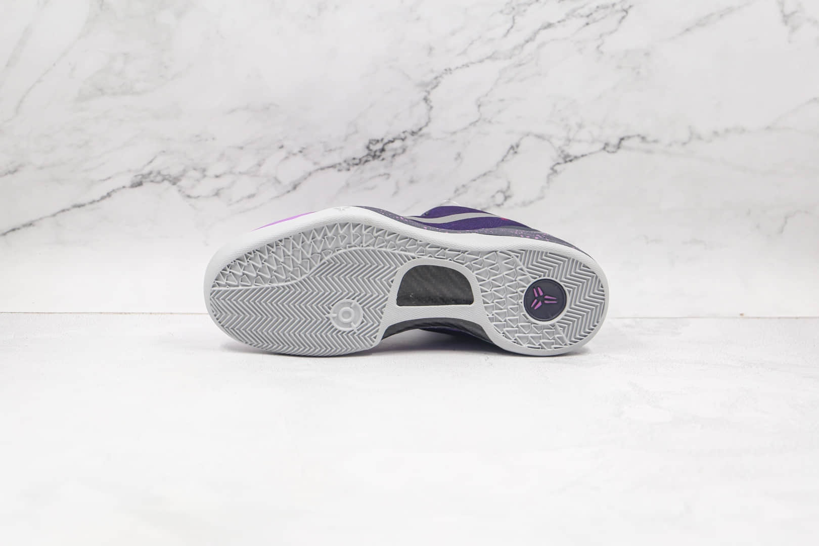 耐克Nike Kobe 8 System纯原版本科比8代渐变紫实战篮球鞋原档案数据开发 货号:555035-500