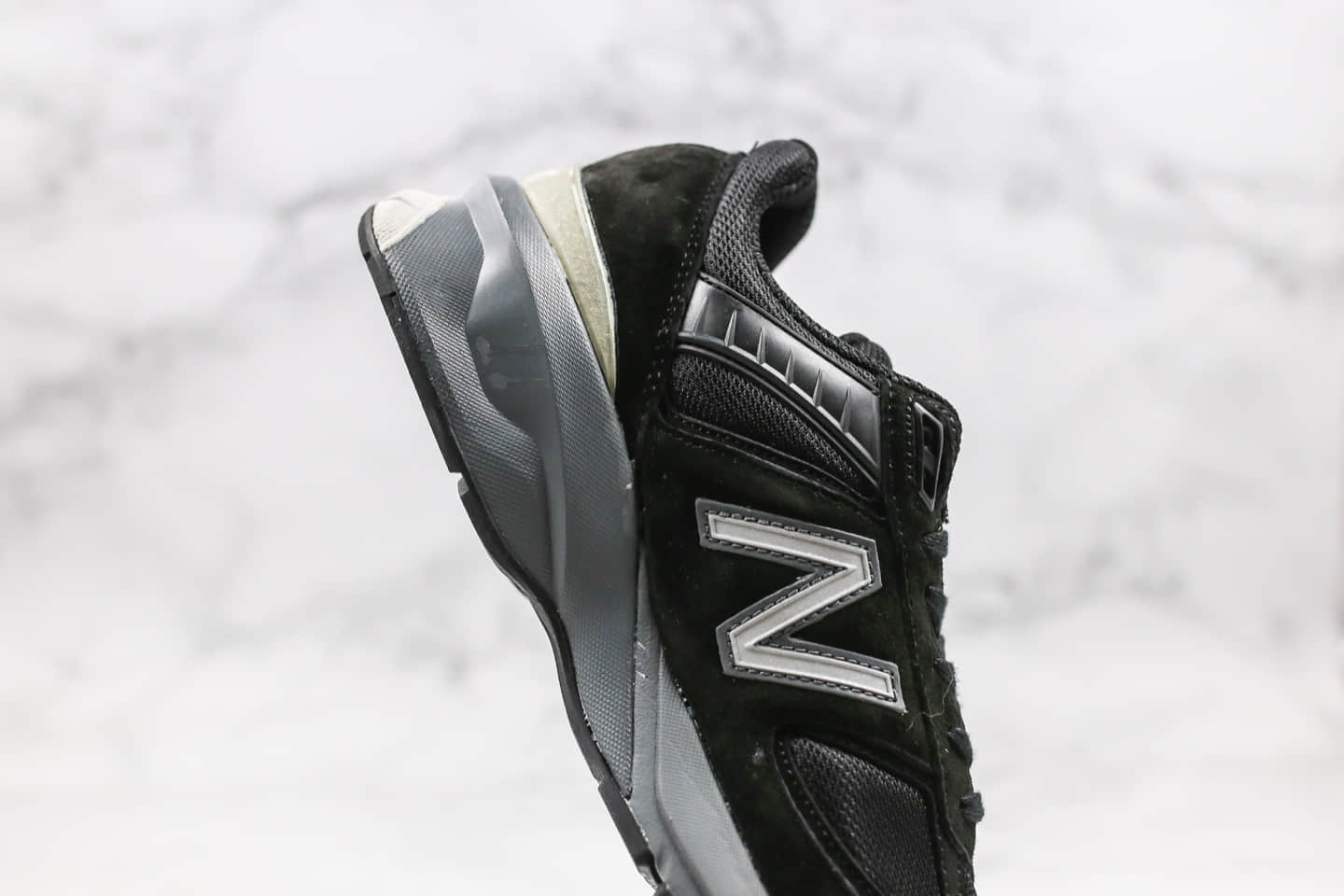 新百伦New Balance in USA M990V5纯原版本复古老爹鞋NB990V5慢跑鞋原档案数据开发 货号:W990BK5