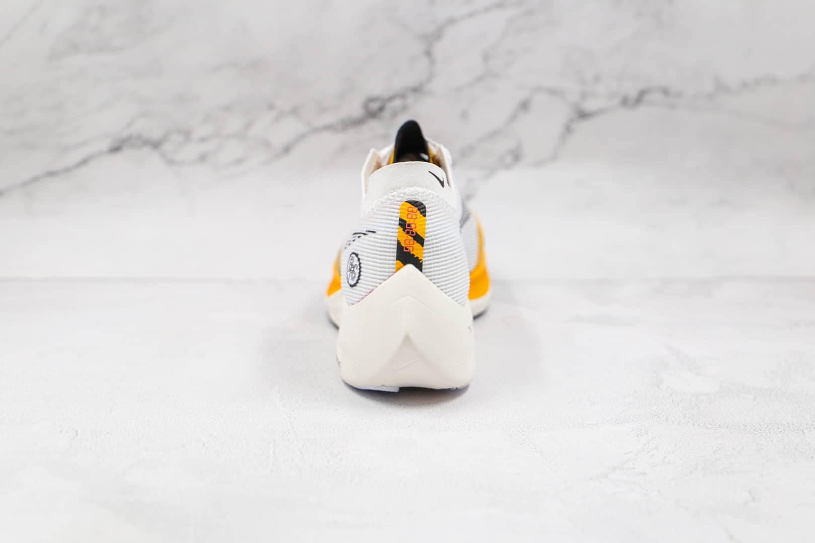 耐克Nike ZoomX Vaporfly Next% 2纯原版本白橙黑色斑马纹蝉翼慢跑鞋原盒原标 货号：DM7601-100