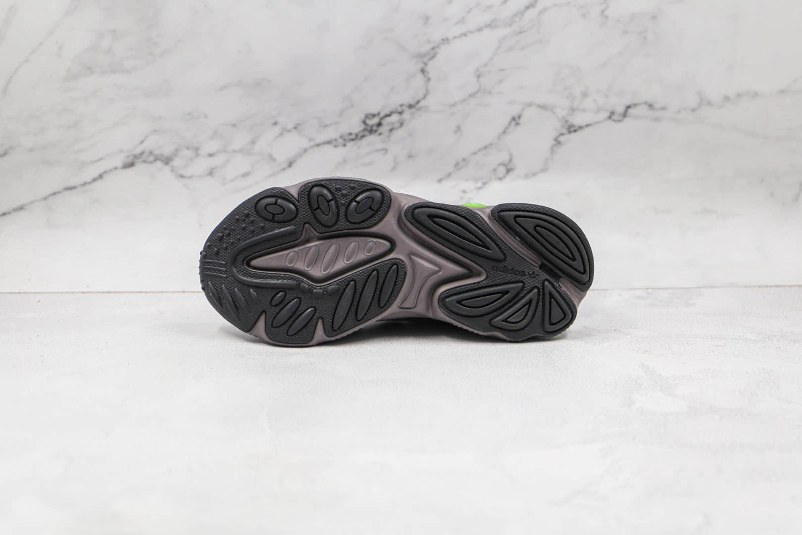 阿迪达斯Adidas Originals Ozweego纯原版本三叶草水管网面灰黑绿老爹鞋原档案数据开发 货号:FX5186