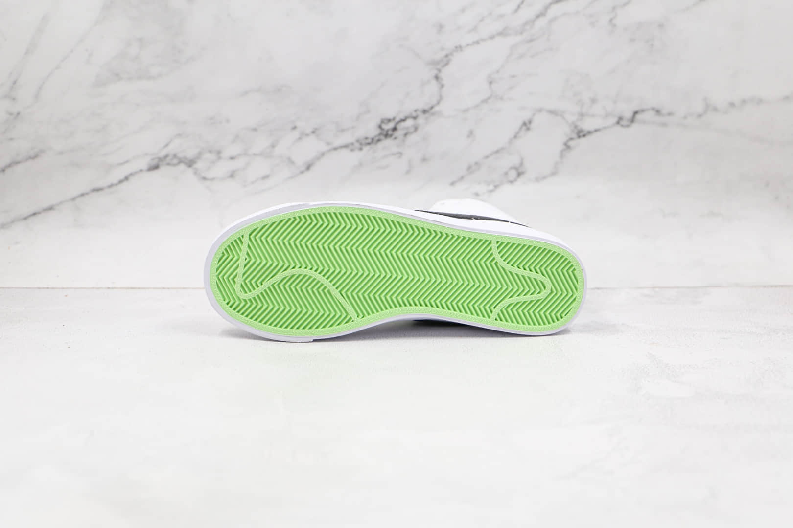 耐克NIKE Blazer MID 77 VNTG纯原版本高帮开拓者白黑绿色双钩板鞋原楦头纸板打造 货号:DD1847-100