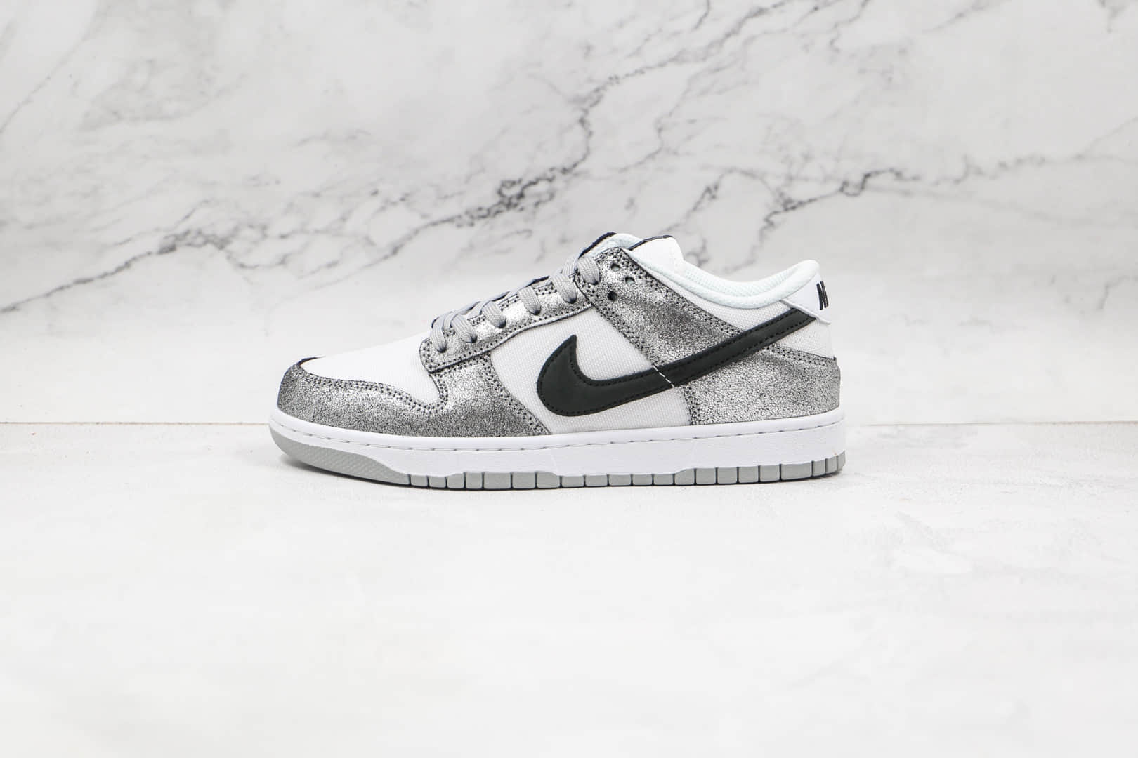 耐克Nike Dunk Low Retro纯原版本伦纳德白银色黑钩DUNK板鞋原楦头纸板打造 货号:DO5882-001