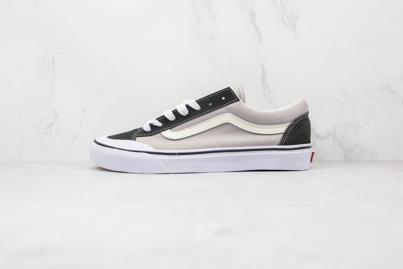 万斯Vans Style 36 Decon SF公司级版本半月包头杀人鲸酷灰黑色硫化帆布鞋原楦头纸板打造 货号:VN0A3MVLK0A