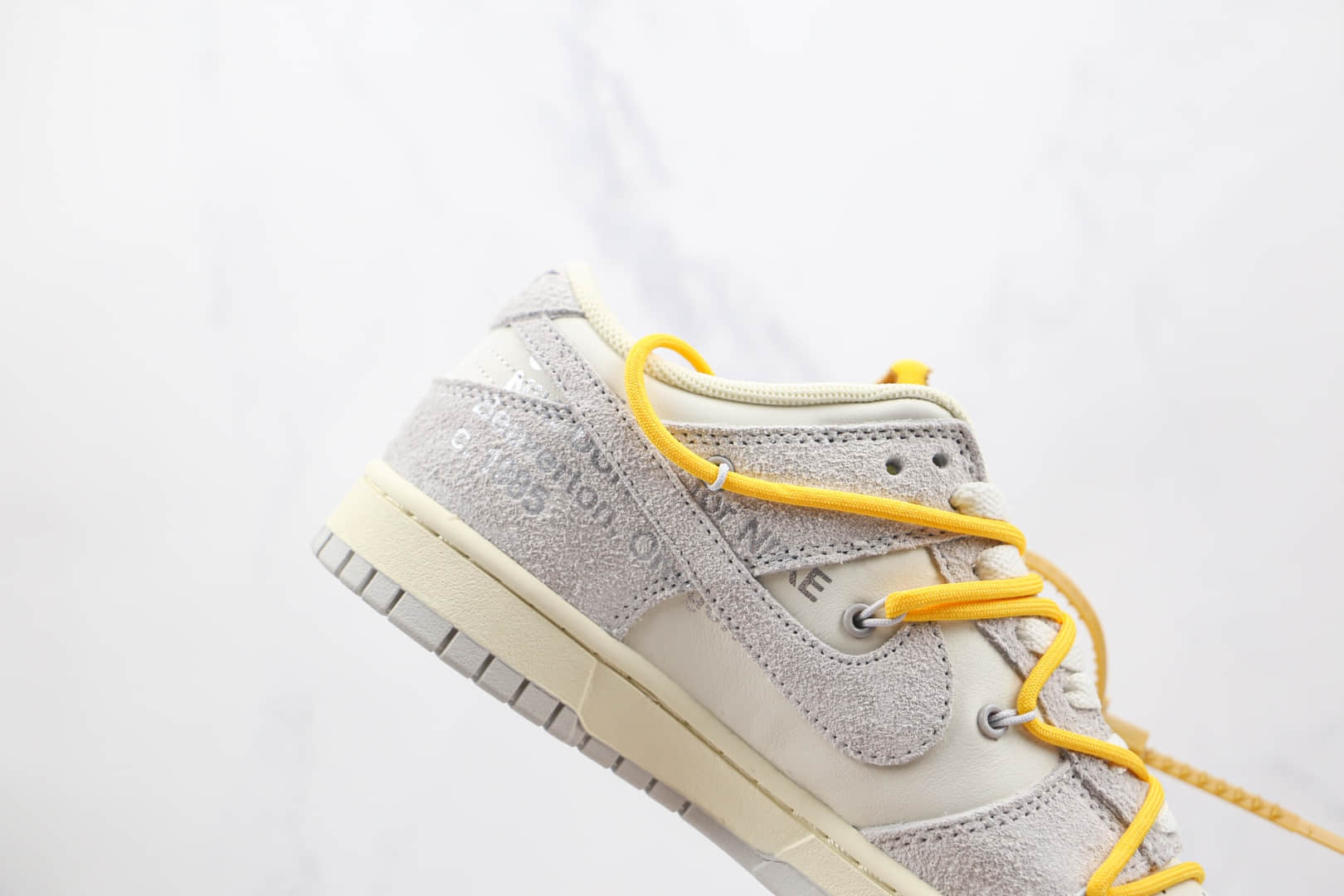 耐克Nike Dunk Low'50' x 39 50 Off-White联名款纯原版本麂皮绒面灰白黄色板鞋原楦头纸板打造 货号:DJ0950-109