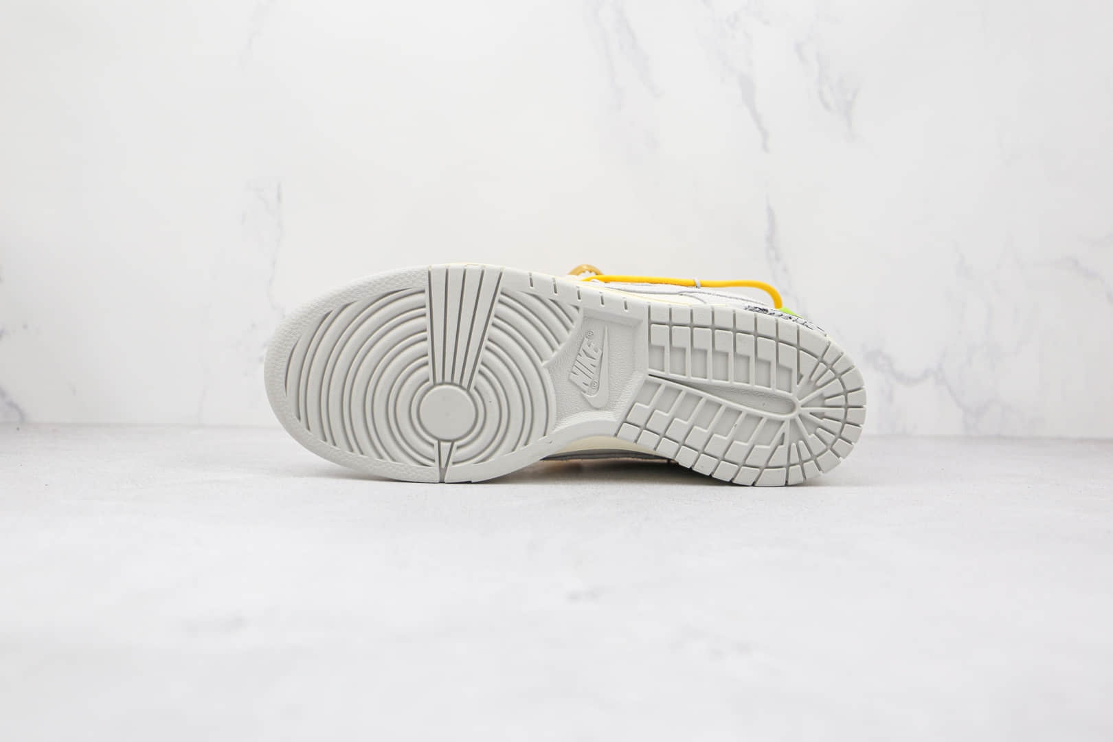 耐克Nike Dunk Low'50' x 39 50 Off-White联名款纯原版本麂皮绒面灰白黄色板鞋原楦头纸板打造 货号:DJ0950-109