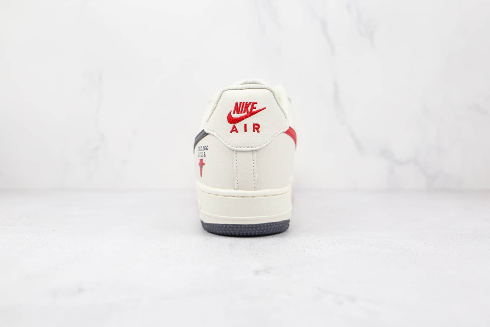 耐克Nike Air Force 1 Low 07纯原版本低帮空军一号白红黑色公牛联名芝加哥配色板鞋内置Sole气垫 货号:CH2806-306