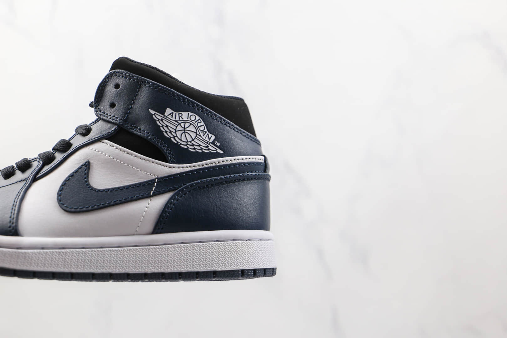 乔丹Air Jordan 1 Mid Dark Teal纯原版本中帮AJ1黑曜石白蓝色板鞋原鞋开模一比一打造 货号:554724-411