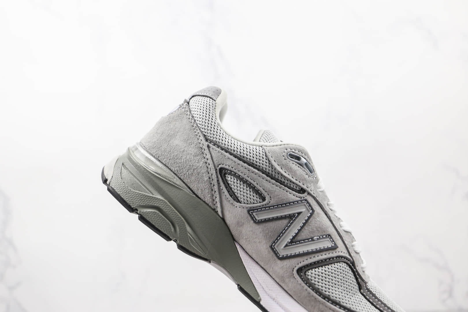 新百伦New Balance 990V4纯原版本灰色NB990v4复古老爹鞋原楦头纸板打造 货号：M990VS4