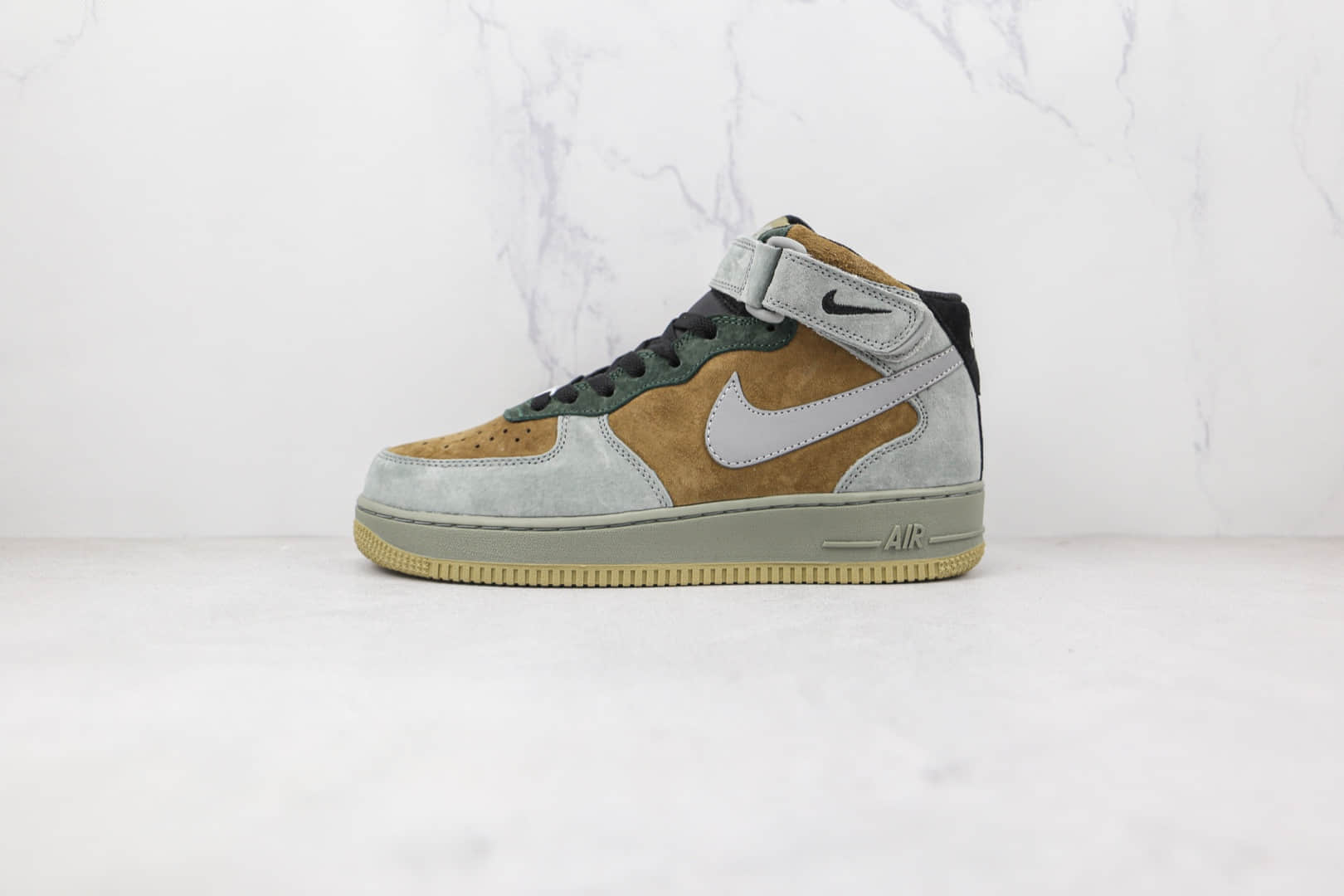 耐克Nike Air Force 1 Low Christmas纯原版本中帮空军一号圣诞节限定配色板鞋原盒原标 货号:CQ5059-118