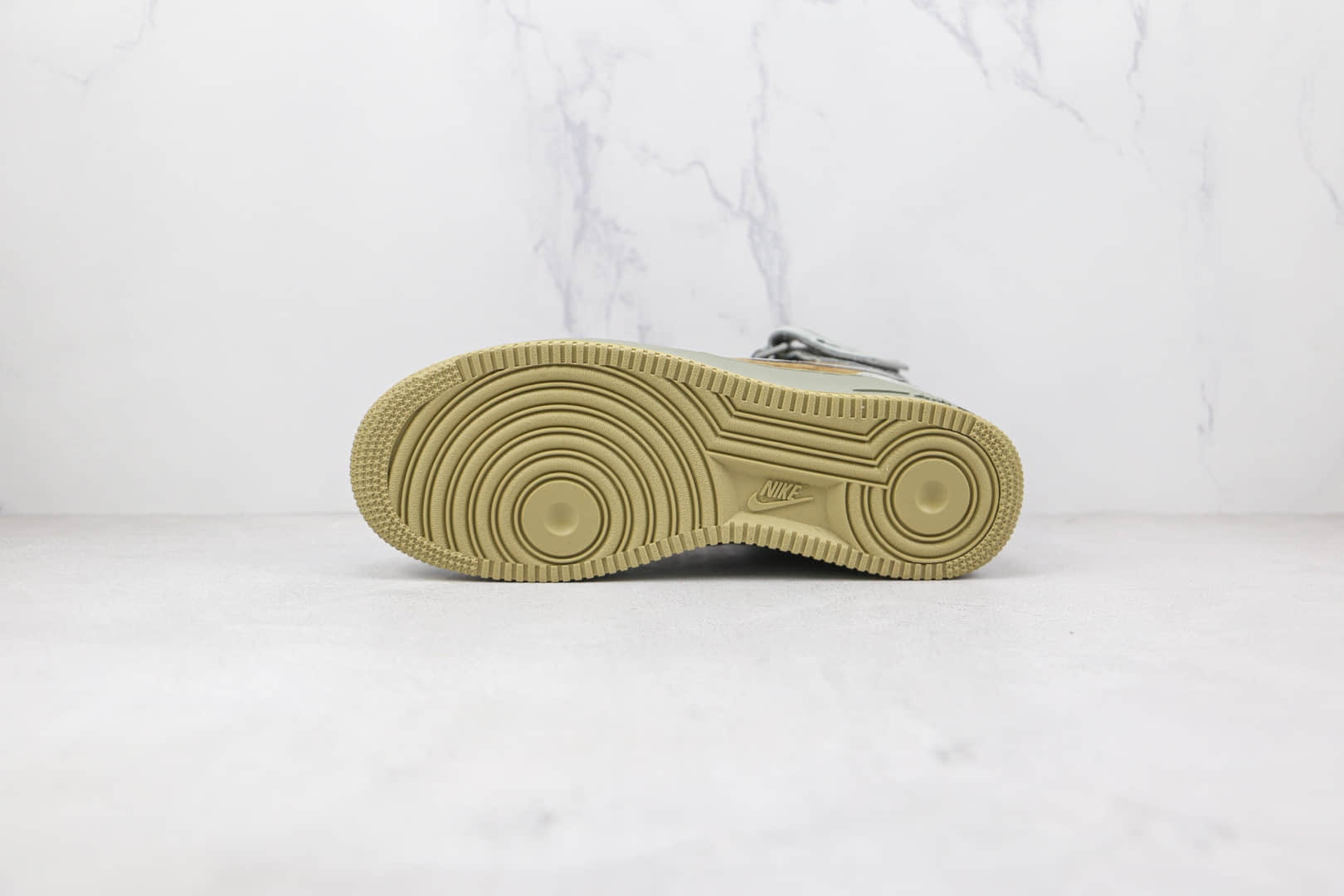 耐克Nike Air Force 1 Low Christmas纯原版本中帮空军一号圣诞节限定配色板鞋原盒原标 货号:CQ5059-118