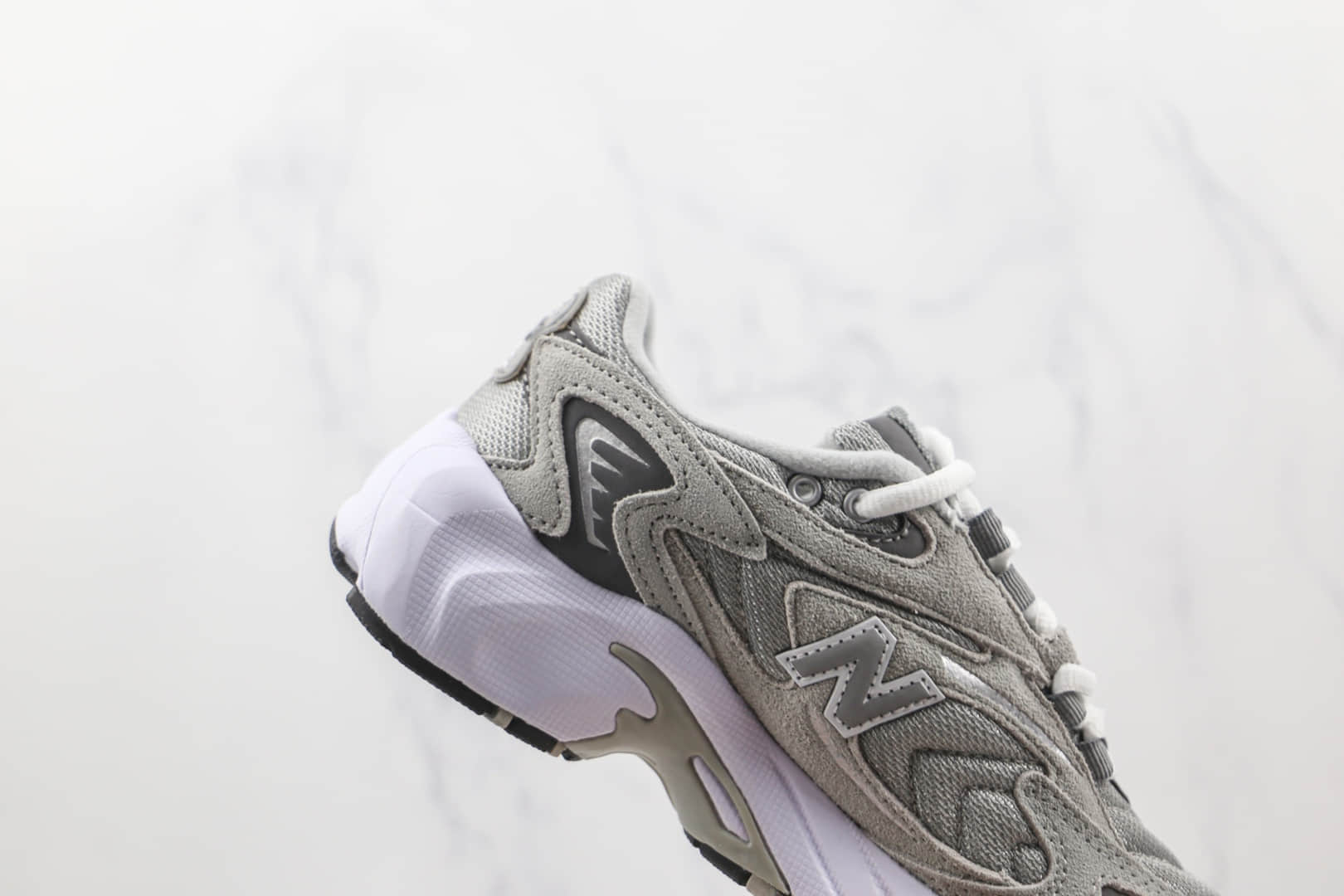 新百伦New Balance 725纯原版本灰色NB725李知恩同款复古老爹鞋原盒原标 货号:ML725P