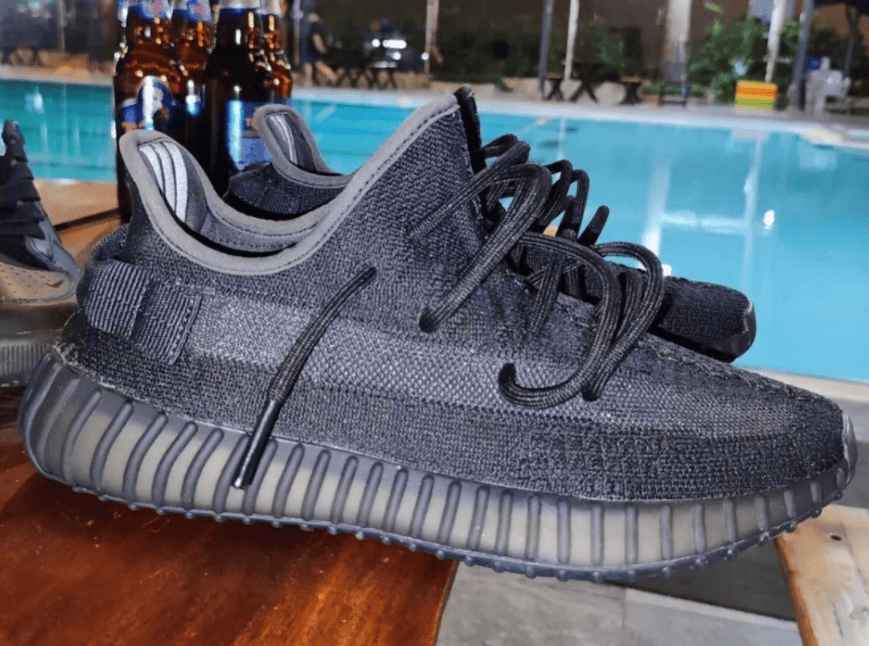 黑武士2.0！椰子350 V2新配色首度曝光！ 货号：HQ4540