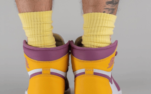 白黄菠萝！全新Nike SB Dunk Hi实物曝光！ 货号：DM0808-700