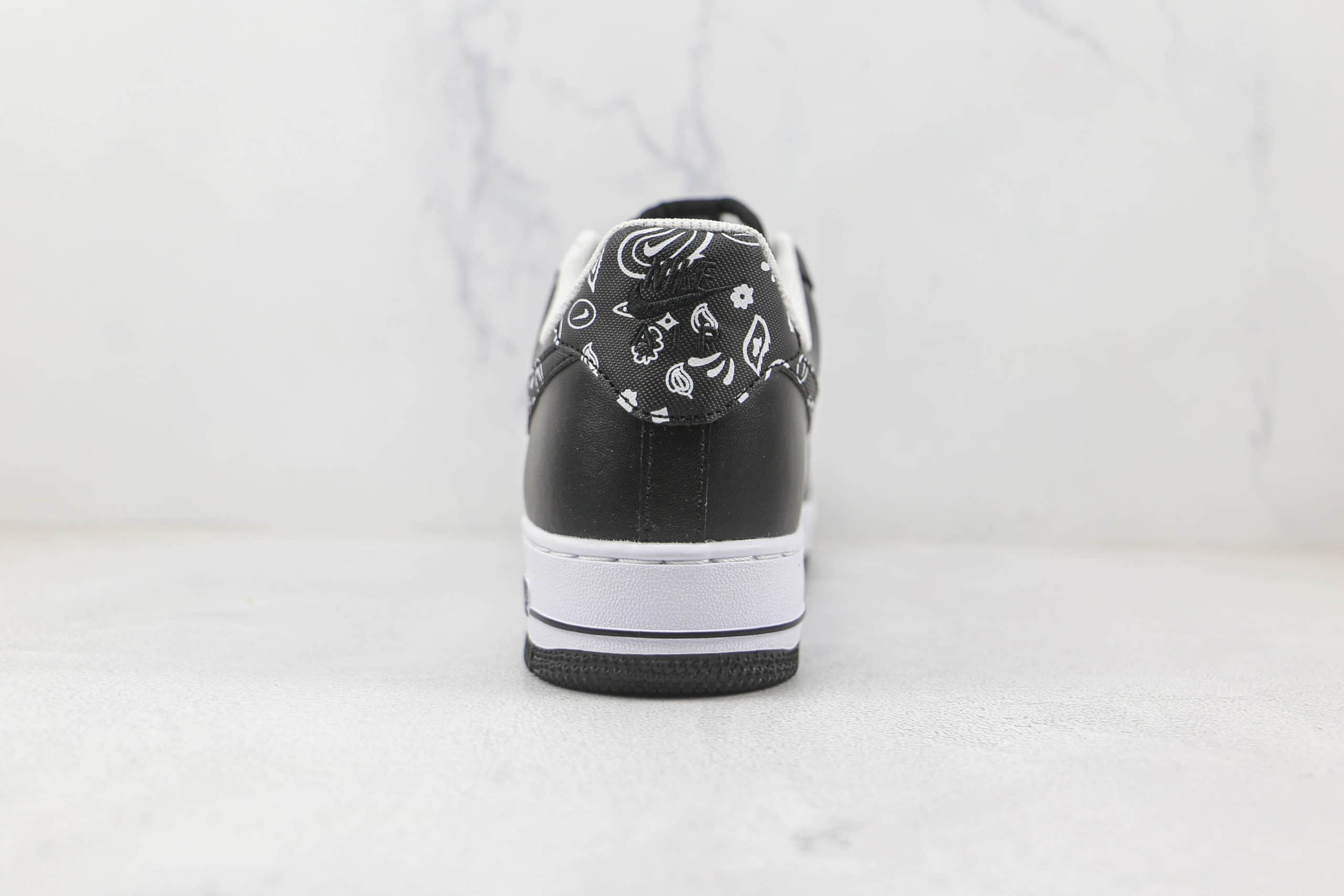 耐克Nike Air Force 1’07 Low纯原版本低帮空军一号白黑腰果花板鞋内置气垫 货号:XM6389-316